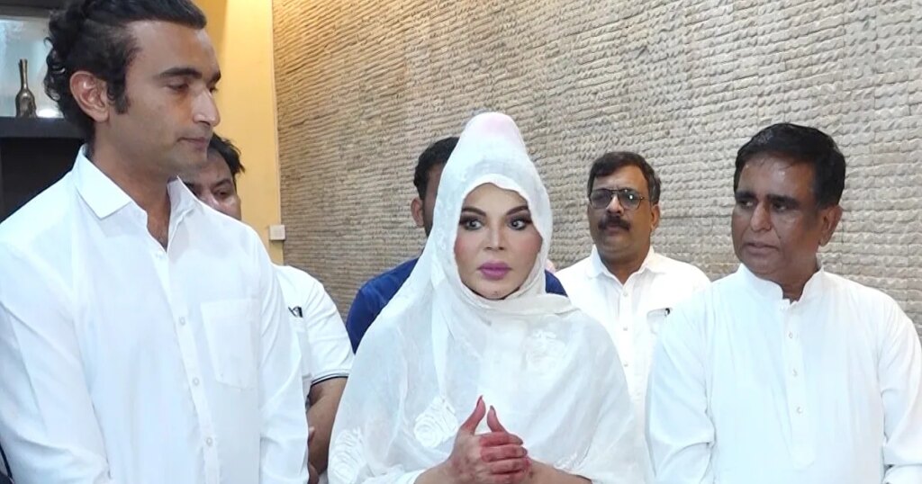 Rakhi Sawant At Mushtaq Khan’s Prayer Meet