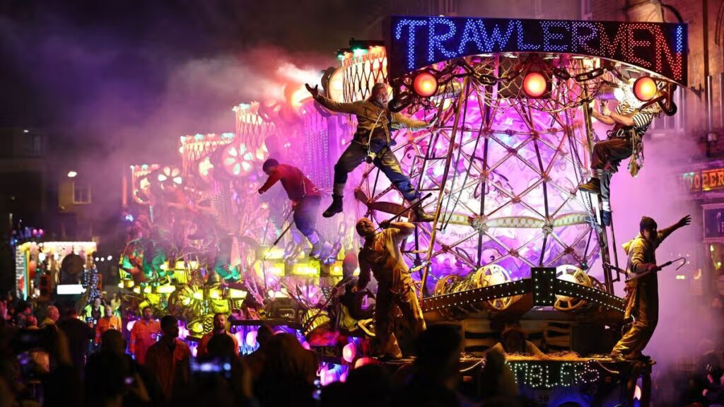 Somerset Carnivals – ten handy hints for attending from Bristol