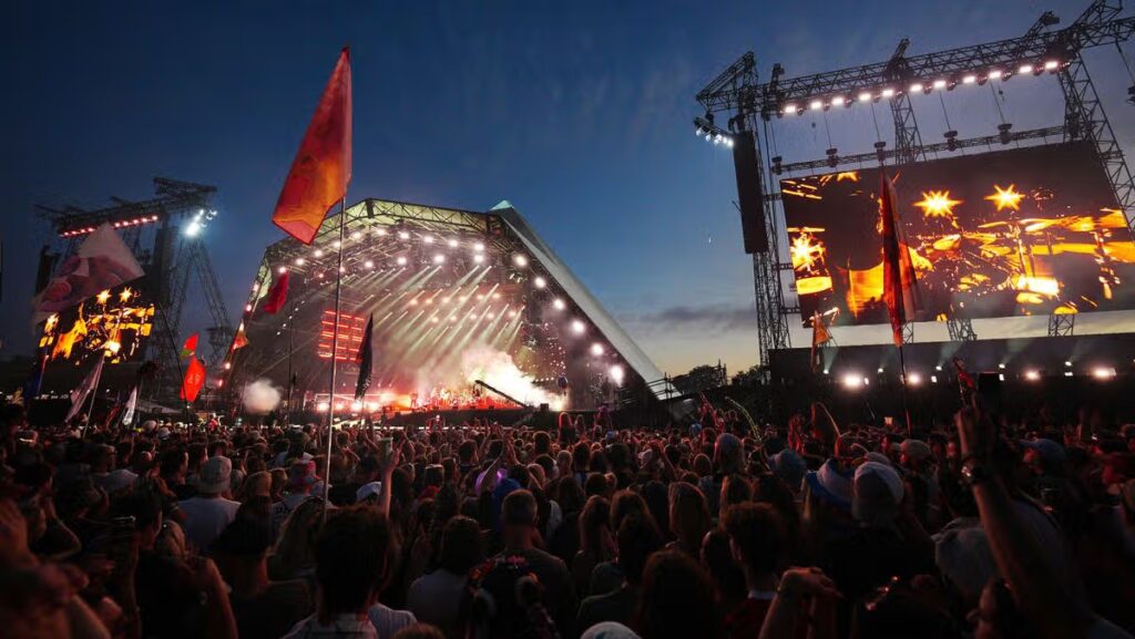 Glastonbury fans rage at ticket queue system after missing out on festival