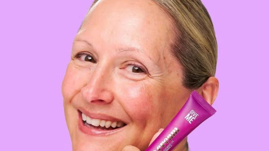 Women ‘binning’ skincare for £25 bundle worth £96 hailed ‘hands down the best’