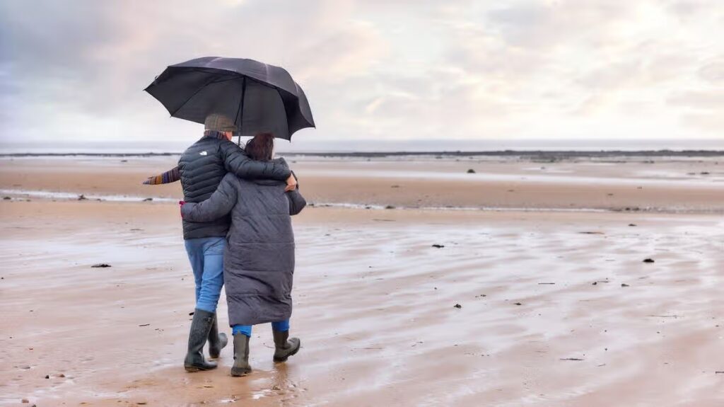 Autumn staycations with ‘gorgeous’ beaches and countryside for £25 per night