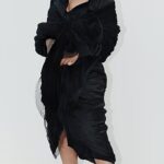 Rihanna issues withering response to nepo baby who complained about her Paris Fashion Week behavior