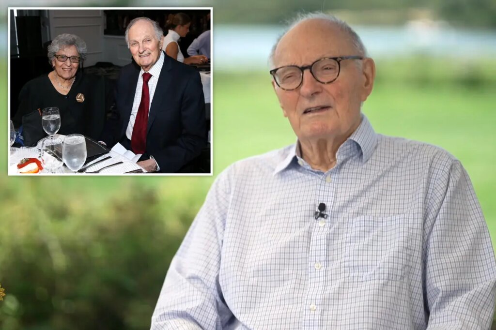 Alan Alda reveals strange sleep habit that was first signs of Parkinson’s