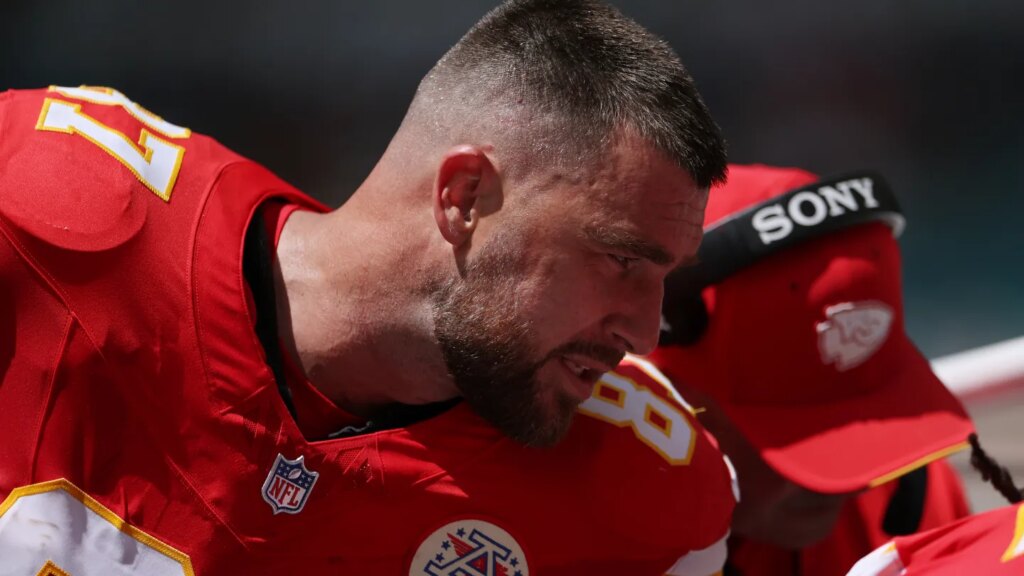 Where to Watch Chiefs vs Raiders Football Game Free 2026 NFL Streams