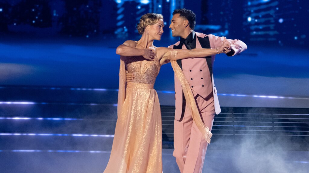 Watch ‘Dancing With the Stars’ Celebrate Mariah Carey With Themed Show