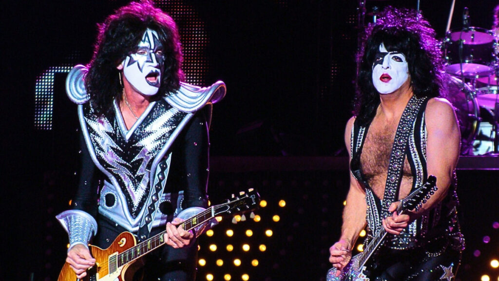 Tommy Thayer Says There Was 'Some Truth' To Paul Stanley's 'Piss' Jab At Frehley And Criss [News]