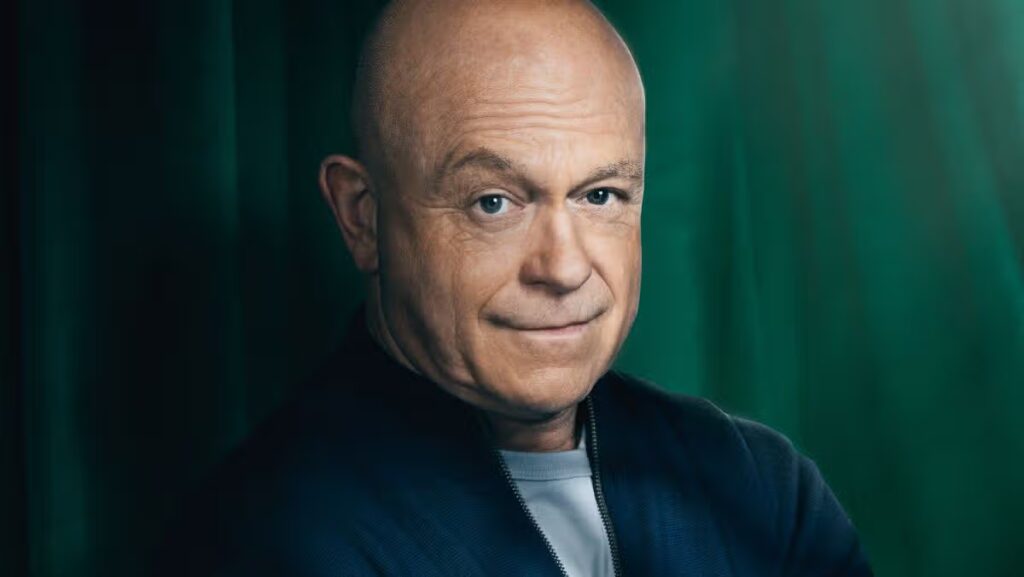 Celebrity Traitors star Ross Kemp looks unrecognisable with head full of hair