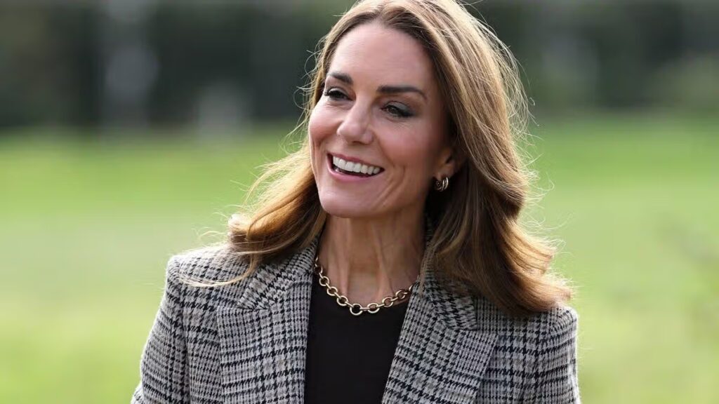 Get Princess Kate’s £1k autumn look with Roman’s elegant check blazer below £50