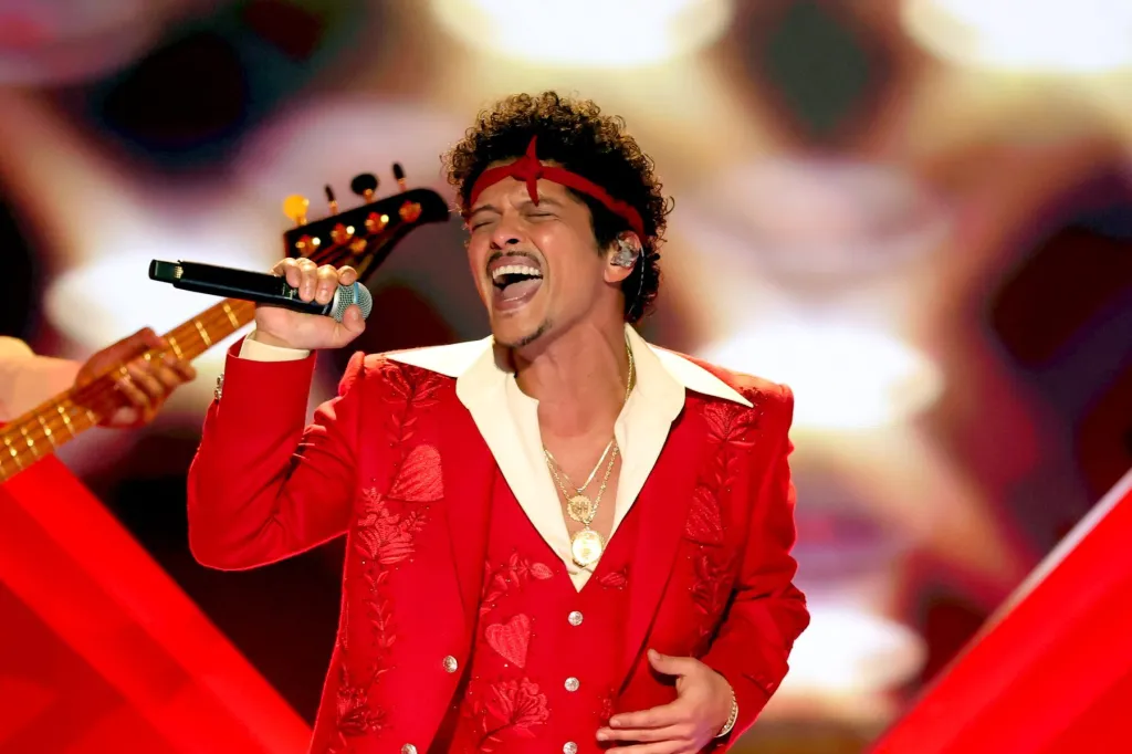 Ziaire Williams Marriage Proposal During Bruno Mars’ ‘Marry You’