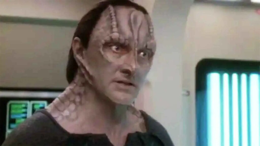 15 Iconic TV Characters That Were Only Supposed to Appear Once