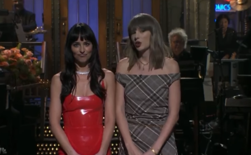 Taylor Swift Makes Surprise ‘SNL’ Cameo in Dakota Johnson’s Monologue