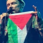Anti-Israel Singer Damon Albarn Performs Live at NY Premiere of “Artificial,” Warmly Praised by Star Andrew Garfield