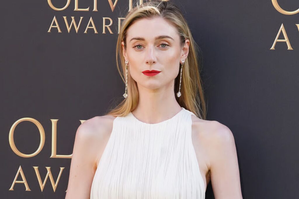 Elizabeth Debicki to play Richard II in Royal Shakespeare Company show