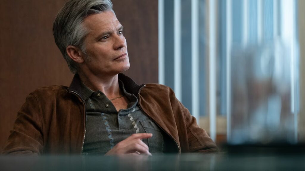 Timothy Olyphant & Brad Pitt’s R-Rated Crime Epic Is Taking Over Streaming At The Perfect Time