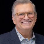 Undercover Boss Returning To CBS For Season 12, Drew Carey Hosting