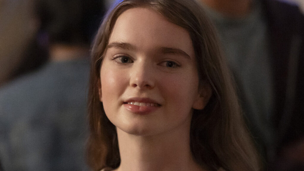 Carrie Showrunner Mike Flanagan Explains Moving Stephen King Story To 2026