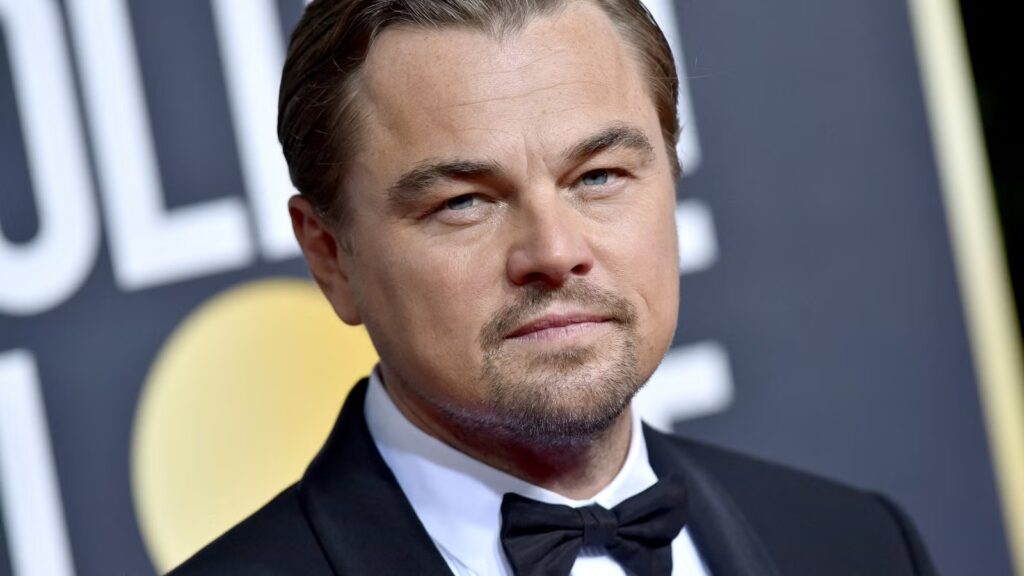 Matt Damon & Leonardo DiCaprio’s Near-Perfect 151-Minute Crime Thriller Is Officially a Streaming Smash