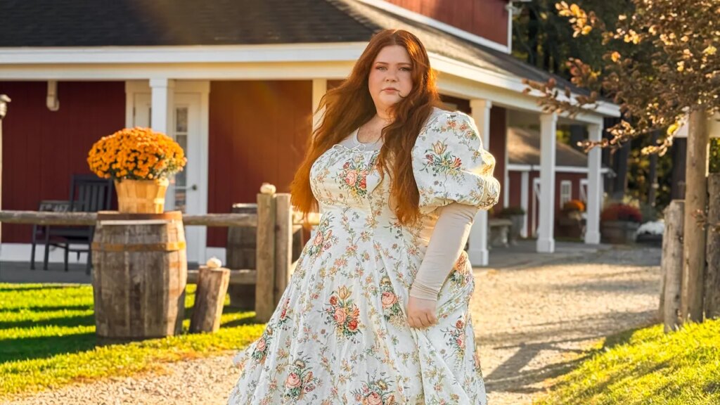 I’m a Fashion Influencer With a Chronic Skin Condition—Here’s How It Shapes My Style